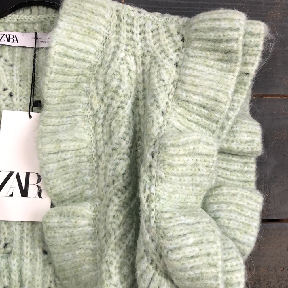 NWT ZARA Bloggers Favorite Knit Ruffle Vest Green - Picture 5 of 10